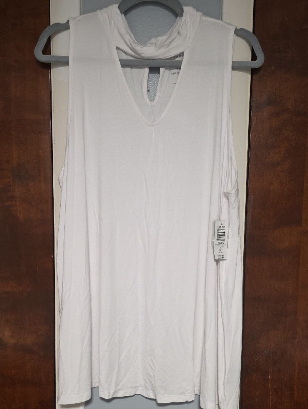 NWT Size 2 Torrid White Choker Swing Tank Top
